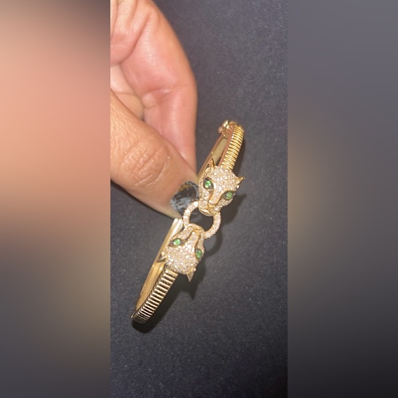 14K Yellow Gold Double Panther Head Diamond Bangle Bracelet - Picture 4 of 6